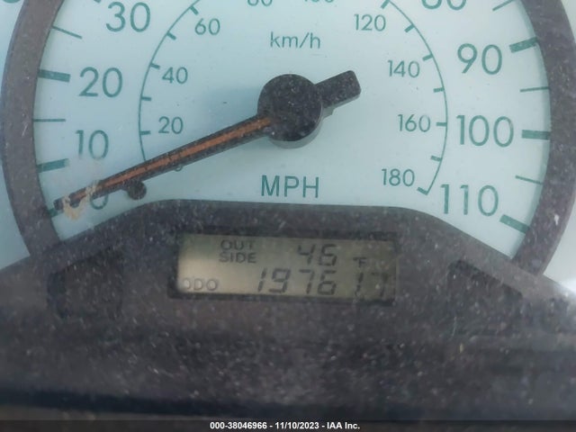 2003 TOYOTA COROLLA LE VIN: JTDBR32E432012377
