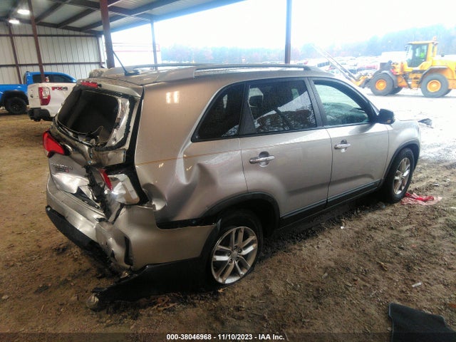 KIA Sorento Lx V6 2014 5XYKT4A74EG484873 Image 4