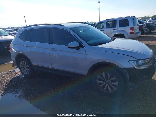 3VV3B7AX2JM030984 Volkswagen Tiguan 2.0t Sel/2.0t Se