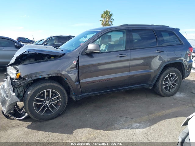 1C4RJFLG2HC777239 Jeep Grand Cherokee Trailhawk 4x4