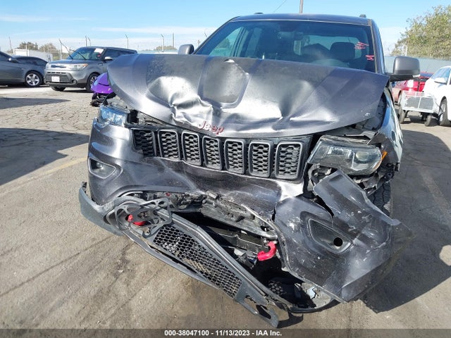 1C4RJFLG2HC777239 Jeep Grand Cherokee Trailhawk 4x4