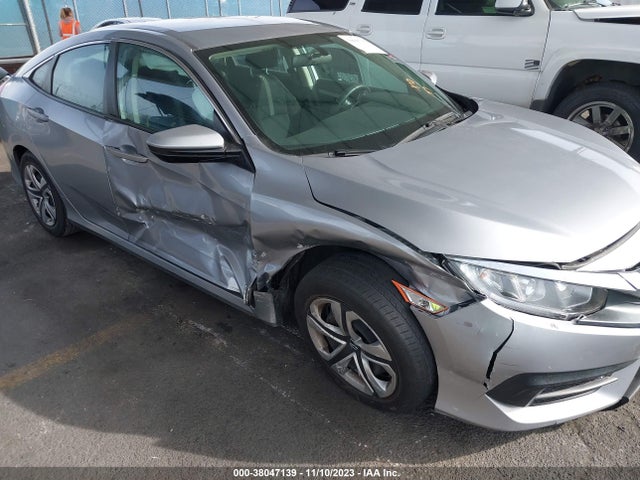 Honda Civic Lx 2018 2HGFC2F56JH549913 Image 6
