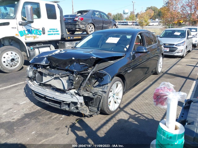 BMW 535i Xdrive 2016 WBA5B3C54GG253748 Image 2