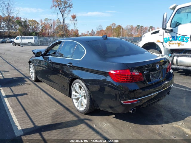 BMW 535i Xdrive 2016 WBA5B3C54GG253748 Image 3