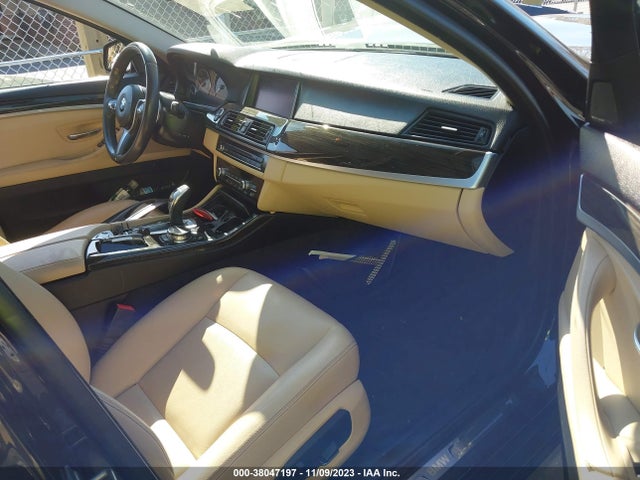 BMW 535i Xdrive 2016 WBA5B3C54GG253748 Image 5