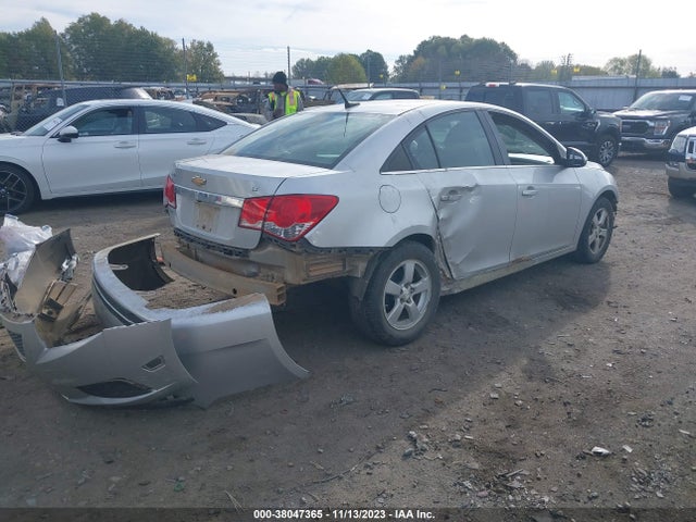 Chevrolet Cruze 1lt Auto 2014 1G1PC5SBXE7459285 Image 4