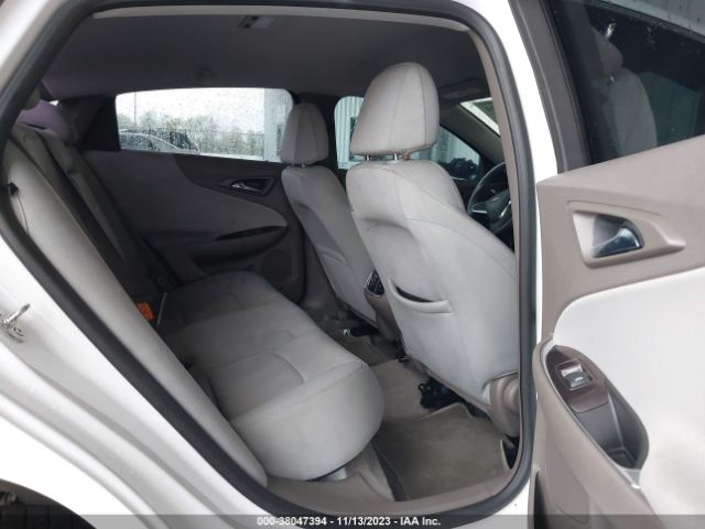 1G1ZD5ST8JF268303 Chevrolet MALIBU LT