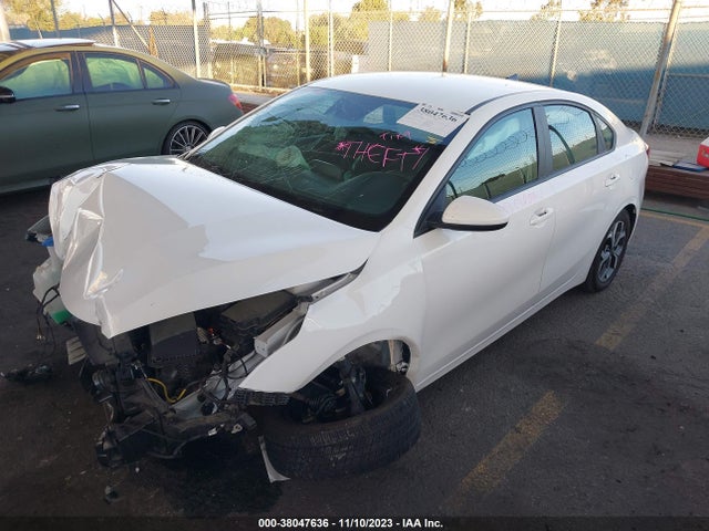 KIA Forte Lxs 2019 3KPF24AD2KE127243 Image 2