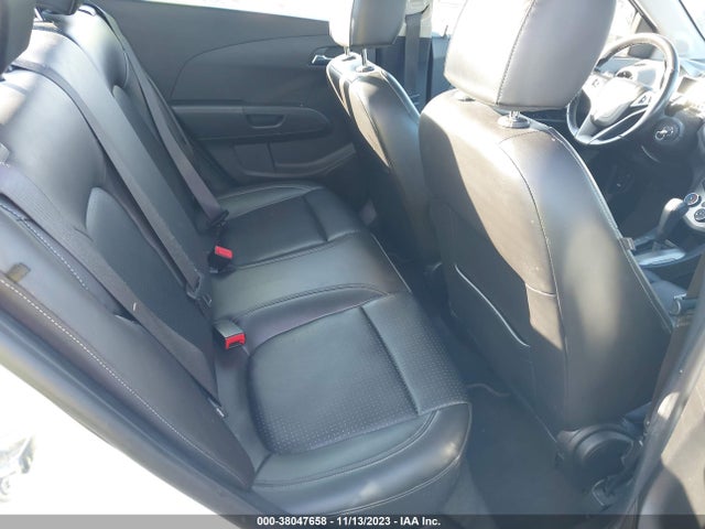 Chevrolet Sonic Ltz Auto 2015 1G1JE5SB7F4210736 Image 8