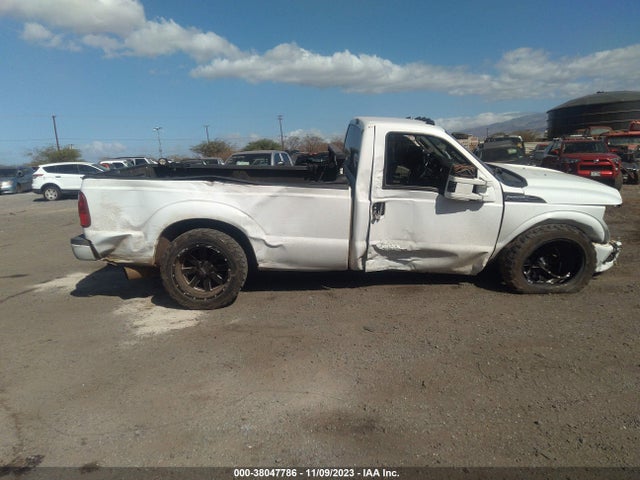 2008 FORD F-250 XLT/XL VIN: 1FTSF20R28ED85531
