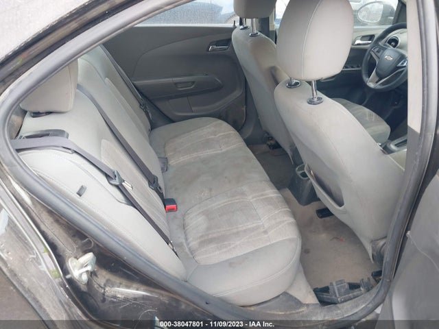 Chevrolet Sonic Lt Auto 2015 1G1JC5SH0F4215254 Image 8