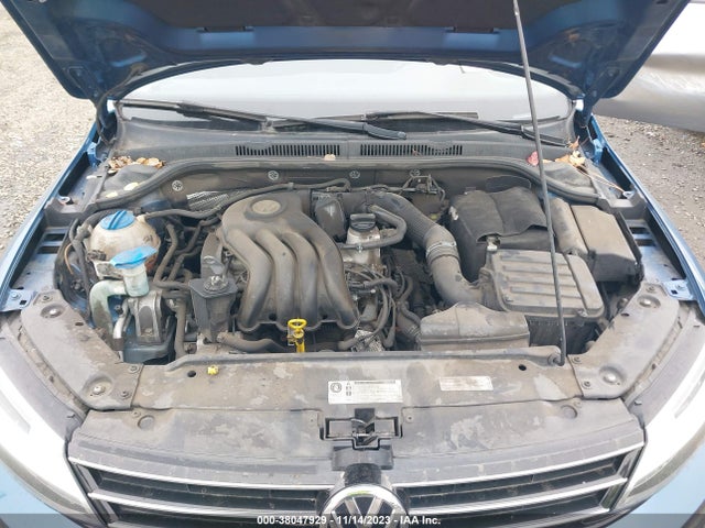 3VW2K7AJXFM407913 Volkswagen Jetta 2.0l S