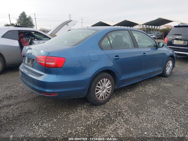 3VW2K7AJXFM407913 Volkswagen Jetta 2.0l S