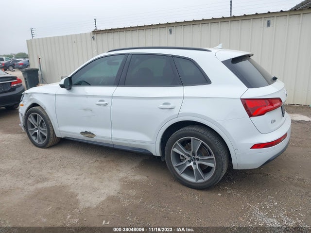 WA1CNAFY1K2057844 Audi Q5 45 Premium