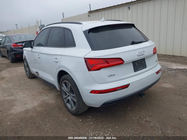 WA1CNAFY1K2057844 Audi Q5 45 Premium