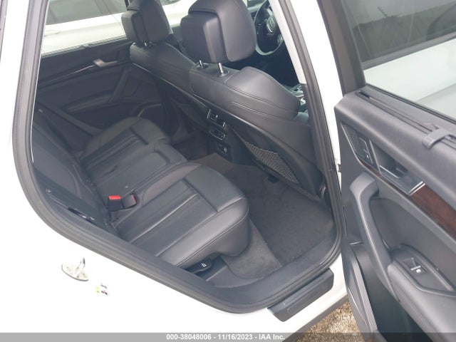 WA1CNAFY1K2057844 Audi Q5 45 Premium
