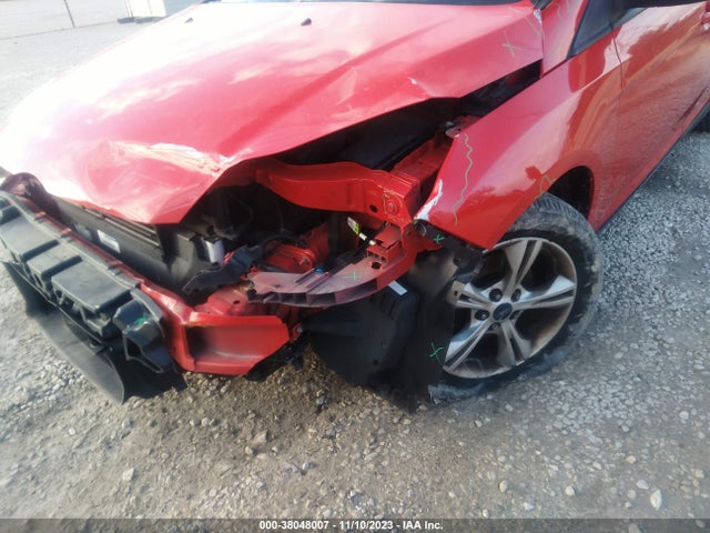Ford FOCUS SE 2014 1FADP3K26EL462779 Image 12