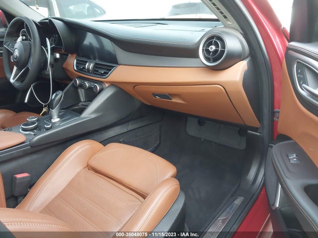 ZARFAMBN3K7606836 Alfa Romeo Giulia Ti Sport Rwd