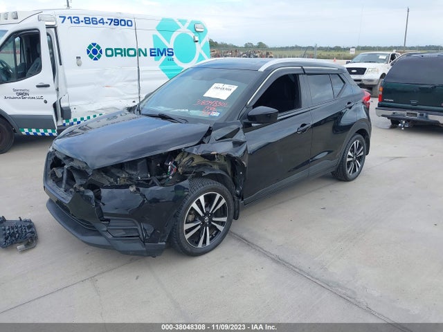 Nissan KICKS SV 2018 3N1CP5CU8JL530938 Image 2