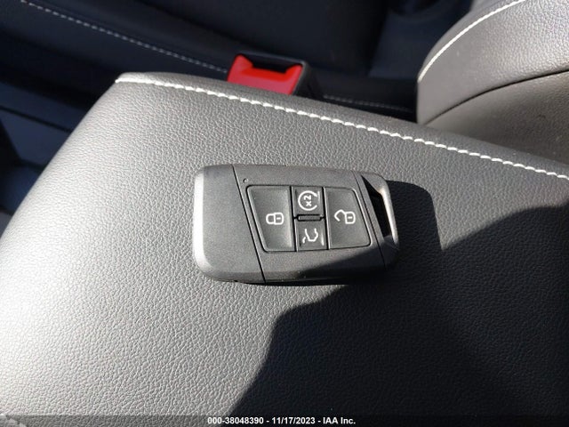 3VV2B7AX4NM173906 Volkswagen Tiguan 2.0t Se