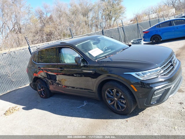 3VV2B7AX4NM173906 Volkswagen Tiguan 2.0t Se
