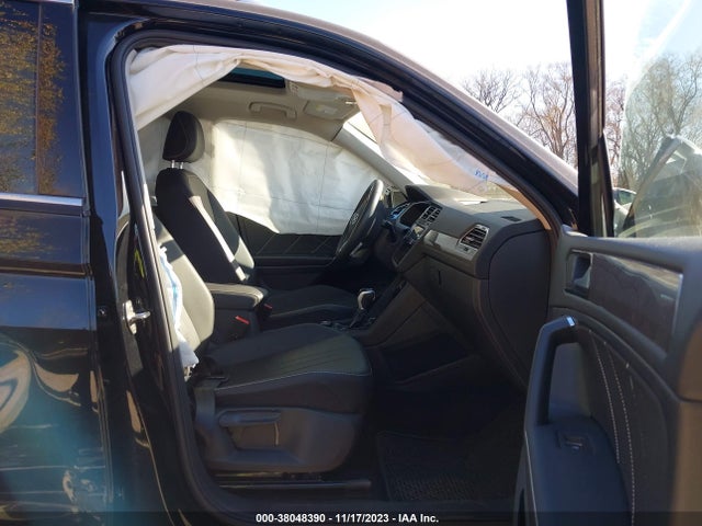 3VV2B7AX4NM173906 Volkswagen Tiguan 2.0t Se