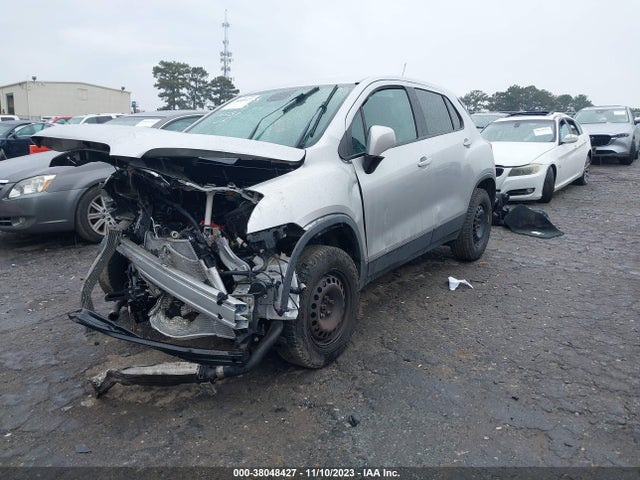 Chevrolet Trax 1ls 2015 3GNCJKSB3FL256057 Image 2