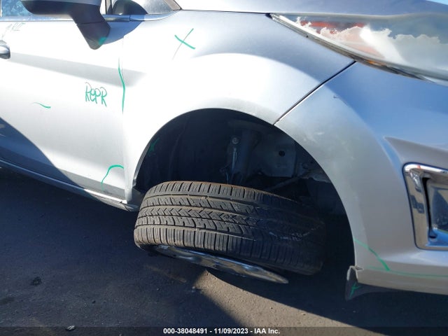 2013 FORD FIESTA TITANIUM VIN: 3FADP4CJ7DM200844