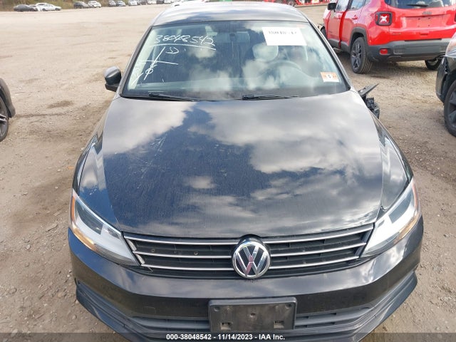 3VW2K7AJ3FM292510 Volkswagen Jetta 2.0l S