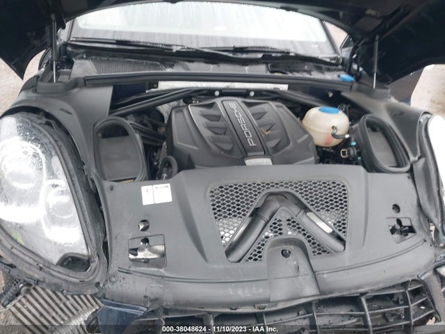 2017 PORSCHE MACAN WP1AB2A50HLB12634 Photo 9