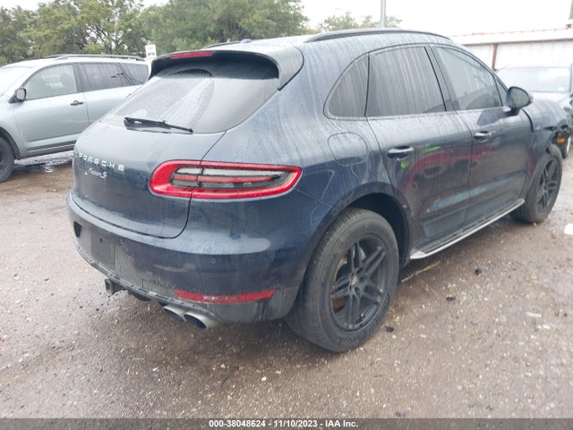 2017 PORSCHE MACAN WP1AB2A50HLB12634 Photo 3