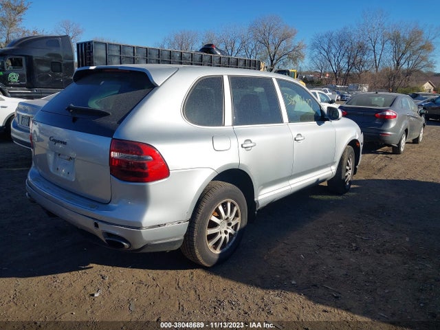 2010 PORSCHE CAYENNE WP1AA2AP6ALA08384 Photo 3