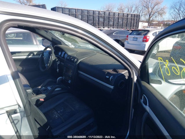 2010 PORSCHE CAYENNE WP1AA2AP6ALA08384 Photo 4