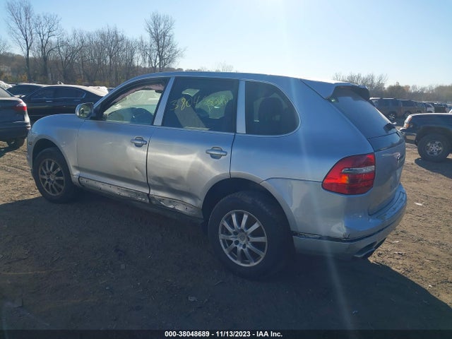 2010 PORSCHE CAYENNE WP1AA2AP6ALA08384 Photo 5