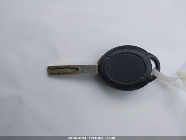 2006 MINI COOPER WMWRC33506TJ75182 Photo 10