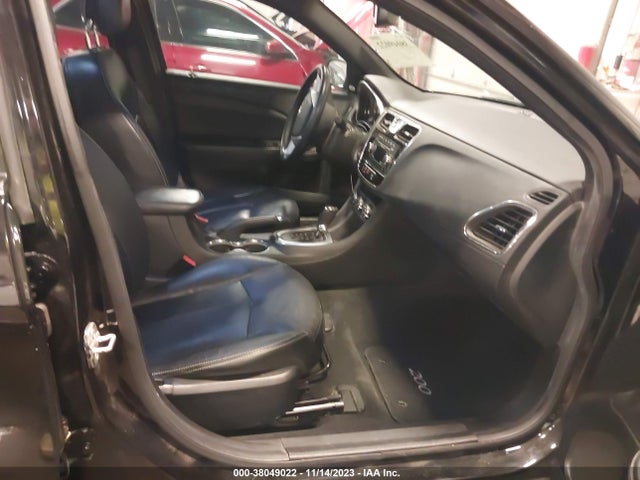 2013 CHRYSLER 200 LIMITED VIN: 1C3CCBCG0DN736796