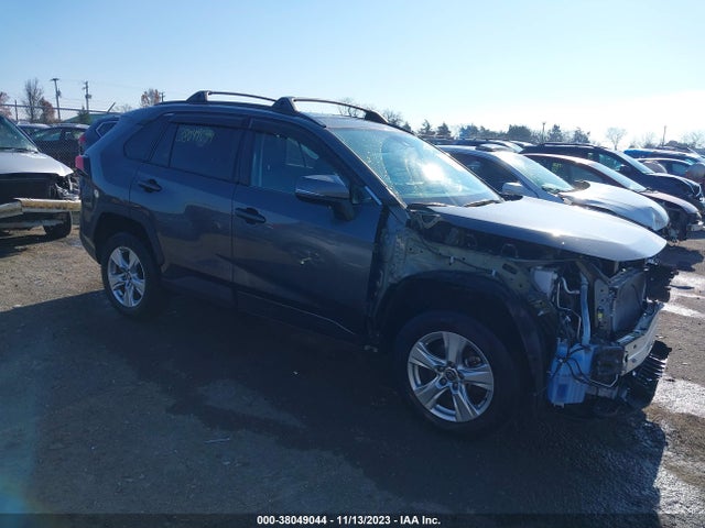 2021 TOYOTA RAV4 XLE VIN: 2T3P1RFV7MC230494