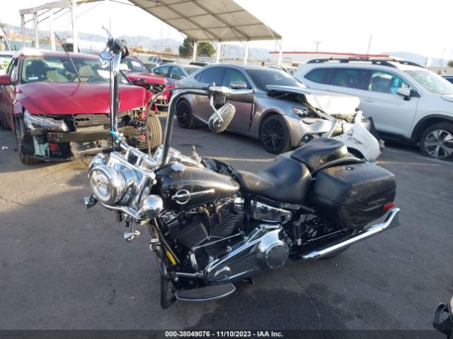 2020 HARLEY-DAVIDSON FLHC 1HD1YAJ21LB019022 Photo 1