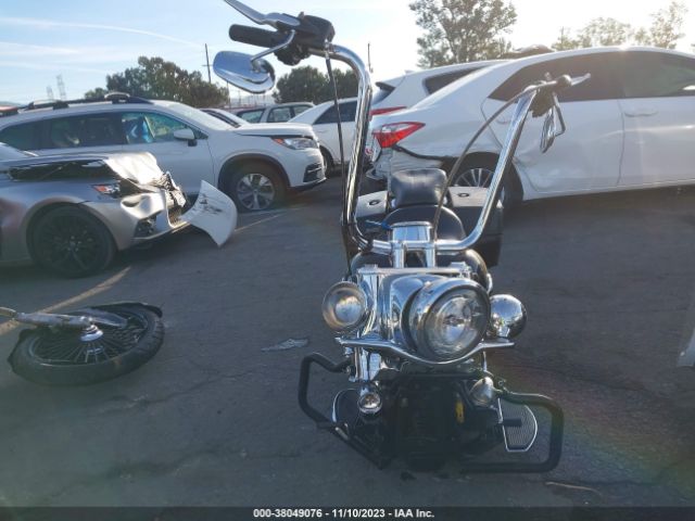 2020 HARLEY-DAVIDSON FLHC 1HD1YAJ21LB019022 Photo 4