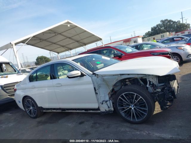 WBA13AG04MCF15529 BMW 530e