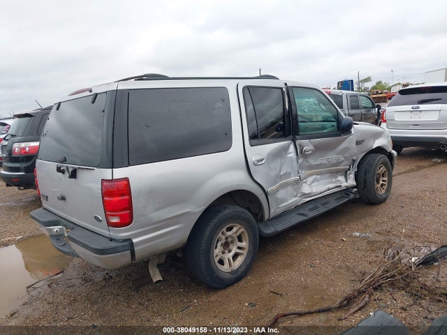 2002 FORD EXPEDITION XLT VIN: 1FMRU15W42LA56454