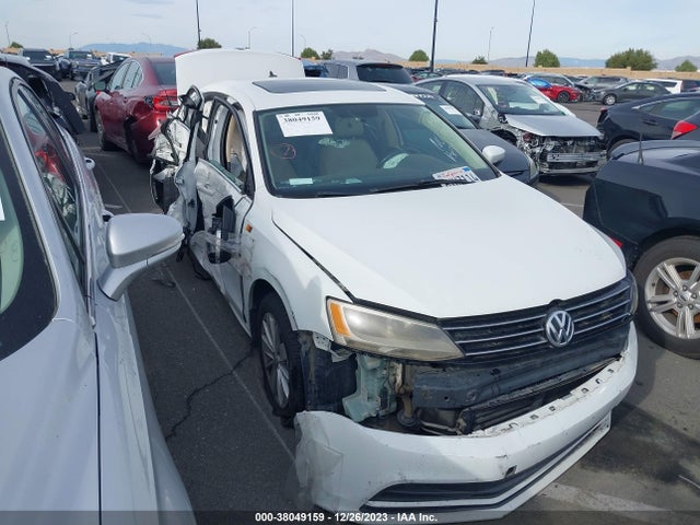 3VWD17AJ1FM318887 Volkswagen Jetta 1.8t Se
