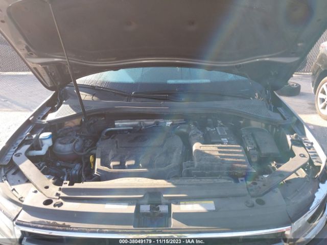2022 VOLKSWAGEN TIGUAN 3VV3B7AX2NM069449 Photo 9