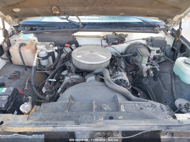 1988 CHEVROLET GMT-400 C1500 VIN: 1GCDC14K4JE191453