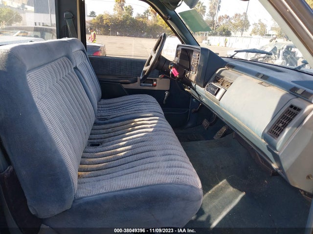 1988 CHEVROLET GMT-400 C1500 VIN: 1GCDC14K4JE191453