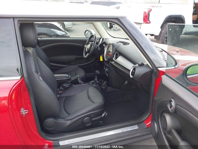 2013 MINI COOPER HARDTOP WMWSU3C59DT687034 Photo 4