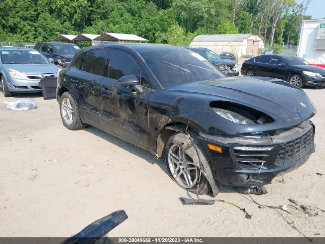 2018 PORSCHE MACAN WP1AA2A57JLB00831 Photo 0