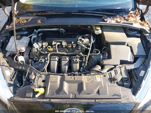 Ford FOCUS SE 2017 1FADP3F24HL275488 Image 10