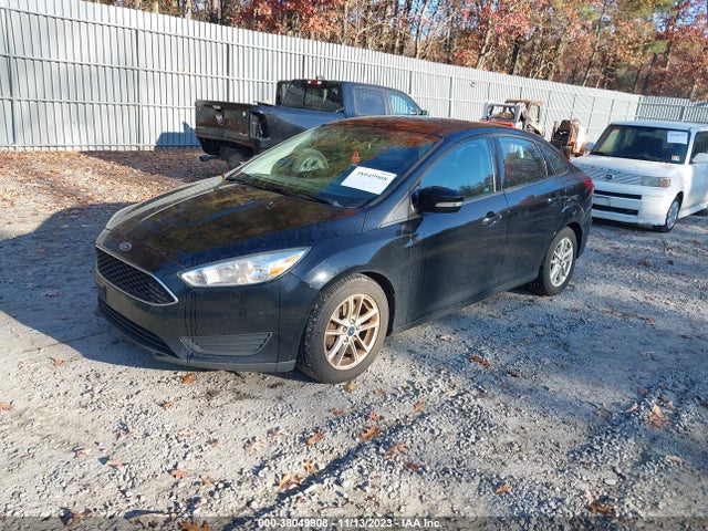 Ford FOCUS SE 2017 1FADP3F24HL275488 Image 2
