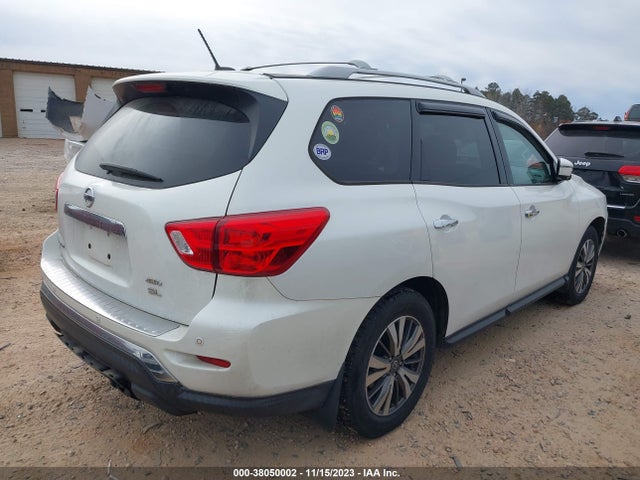 2017 NISSAN PATHFINDER SL VIN: 5N1DR2MM4HC619853
